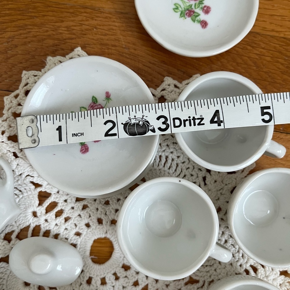Vintage Child’s Miniature China Play Tea Set Floral Made in Taiwan 12 Piece - Picture 12 of 13